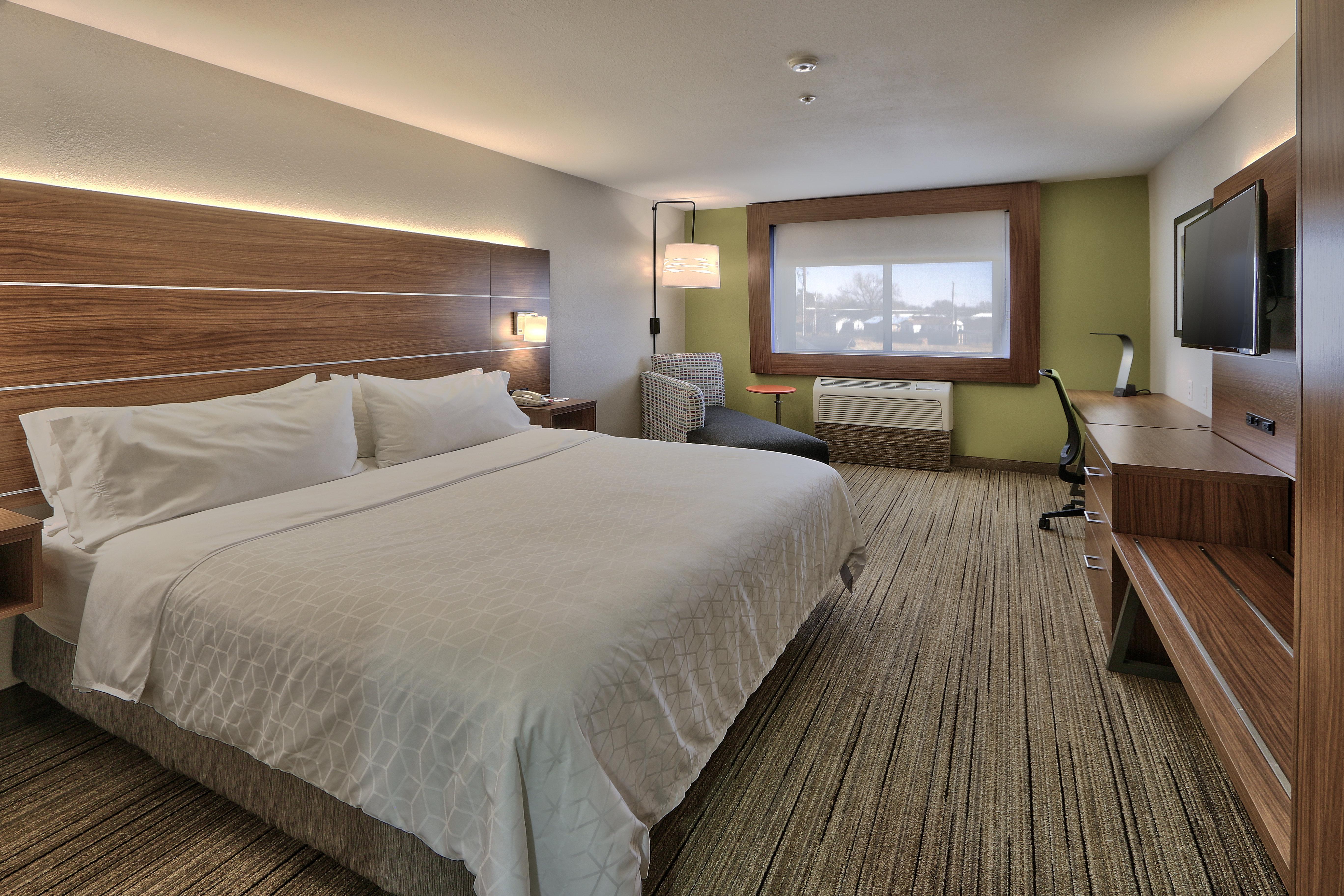 Holiday Inn Express & Suites Portales By Ihg Exteriör bild