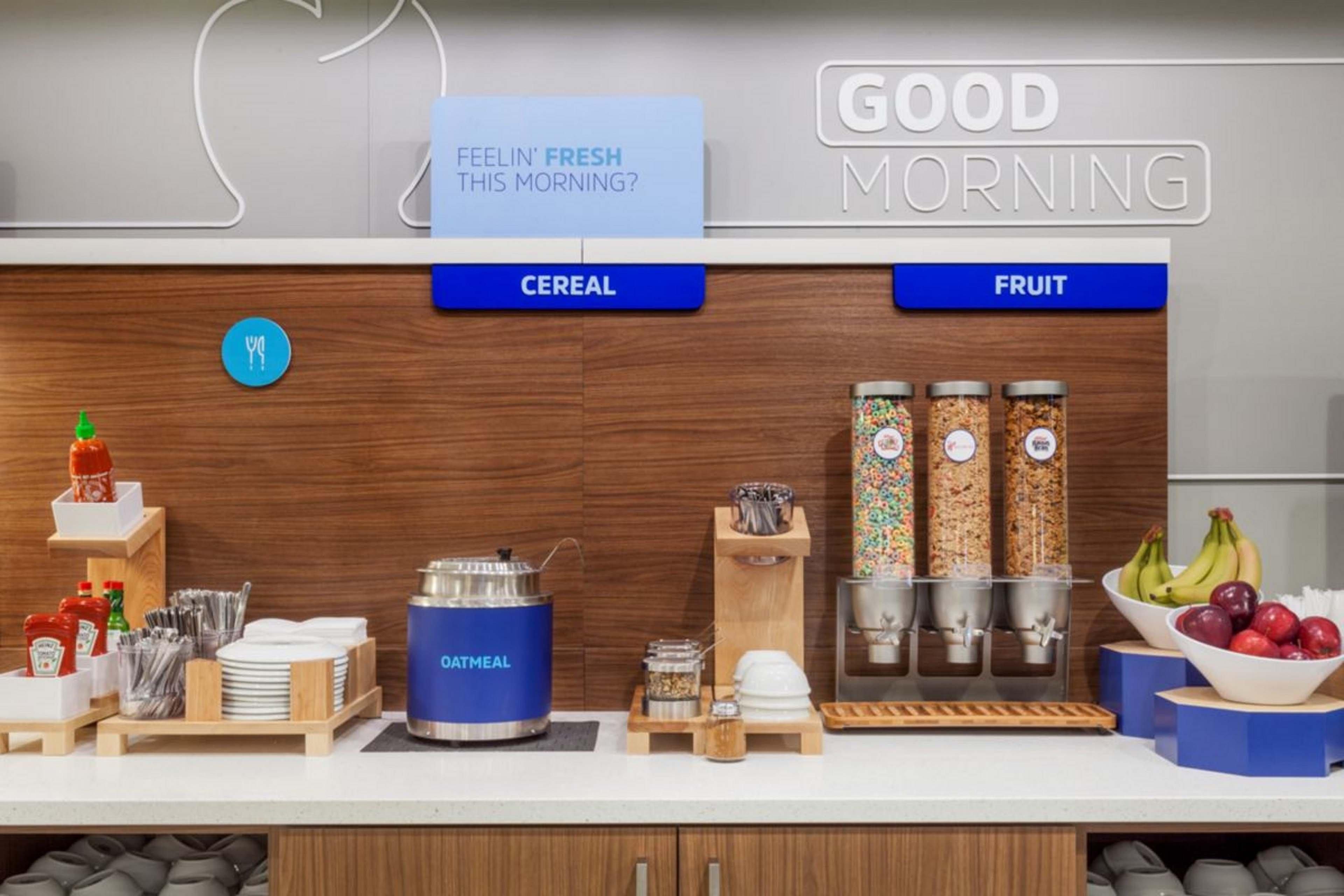 Holiday Inn Express & Suites Portales By Ihg Exteriör bild