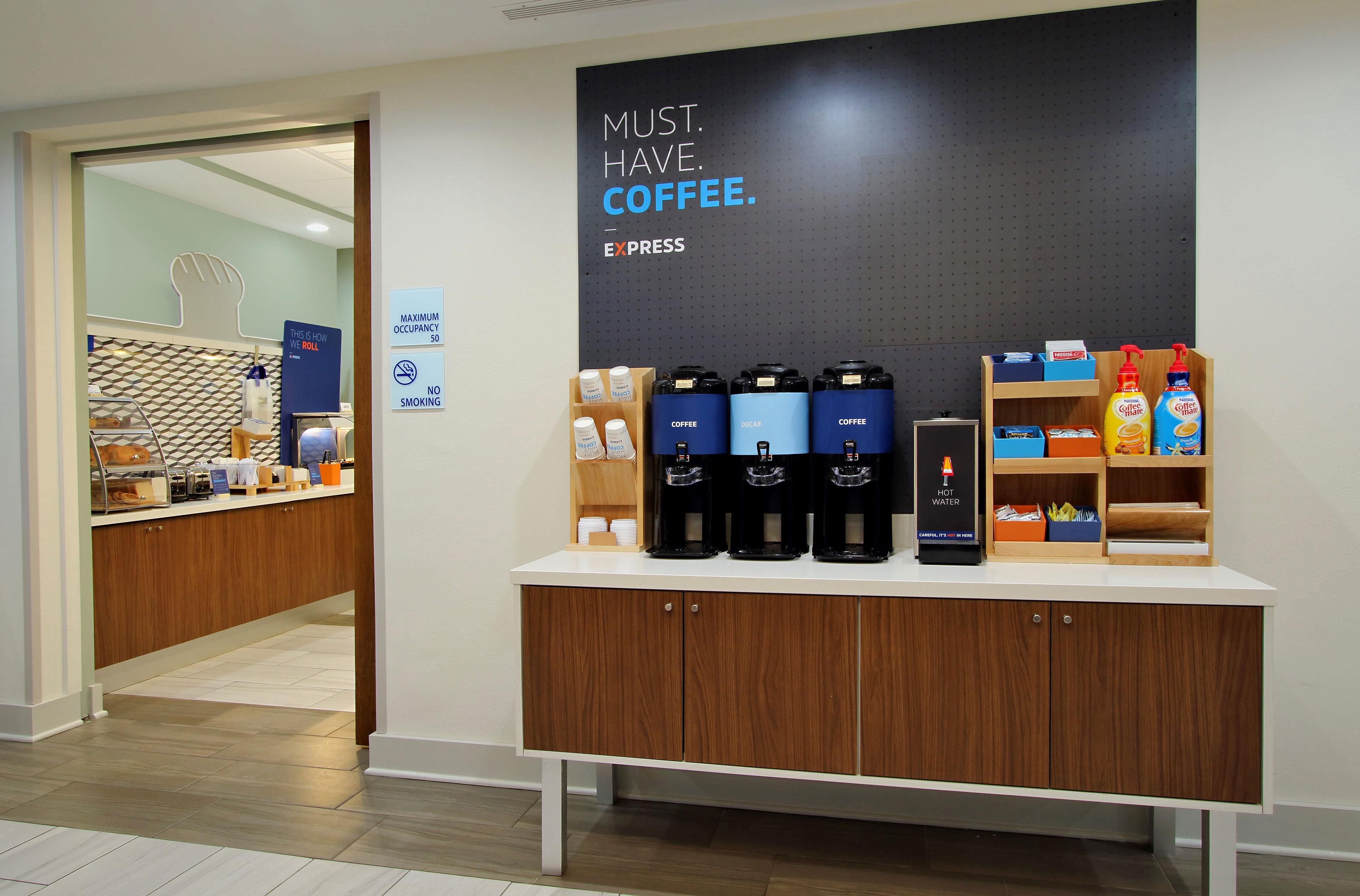 Holiday Inn Express & Suites Portales By Ihg Exteriör bild