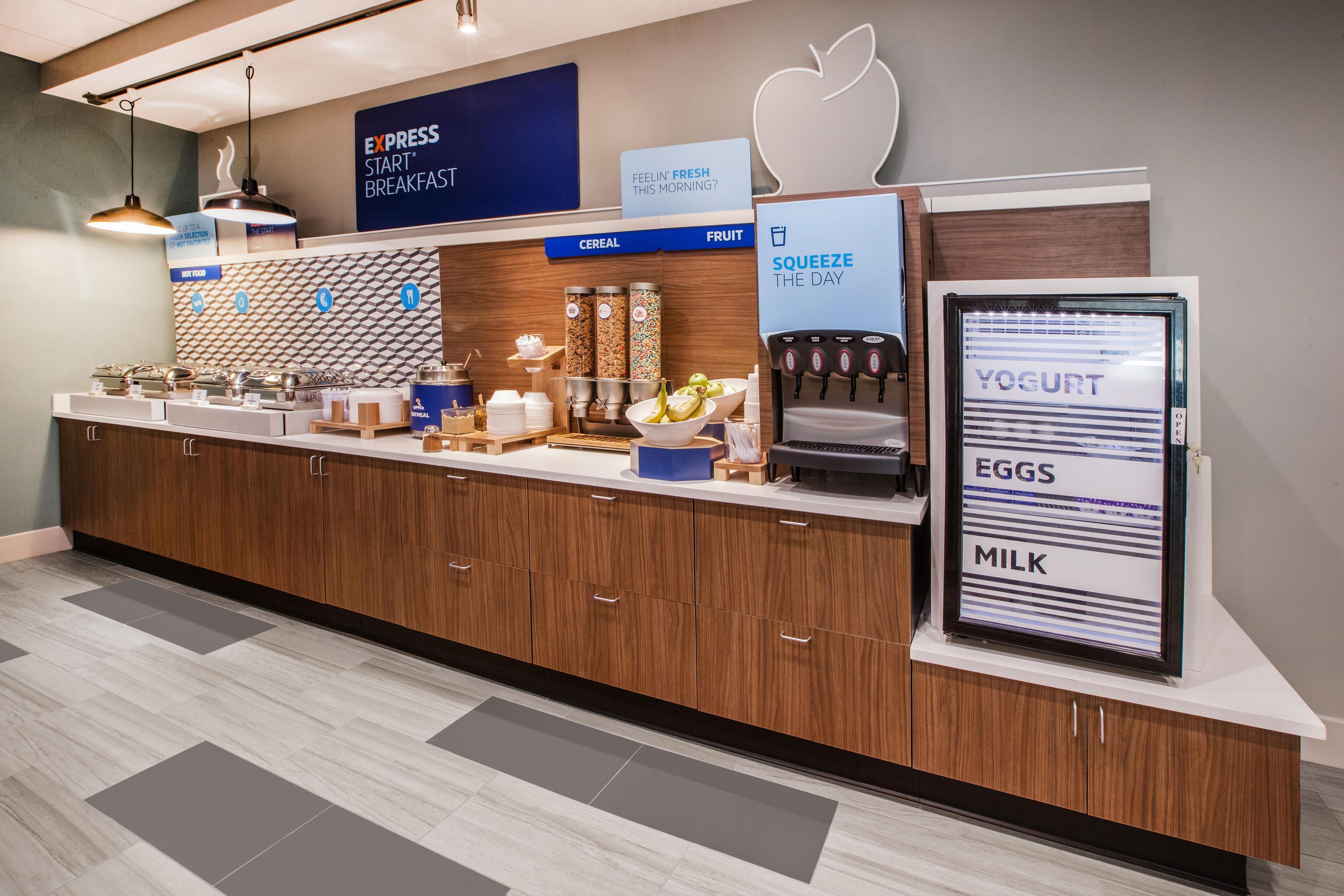 Holiday Inn Express & Suites Portales By Ihg Exteriör bild