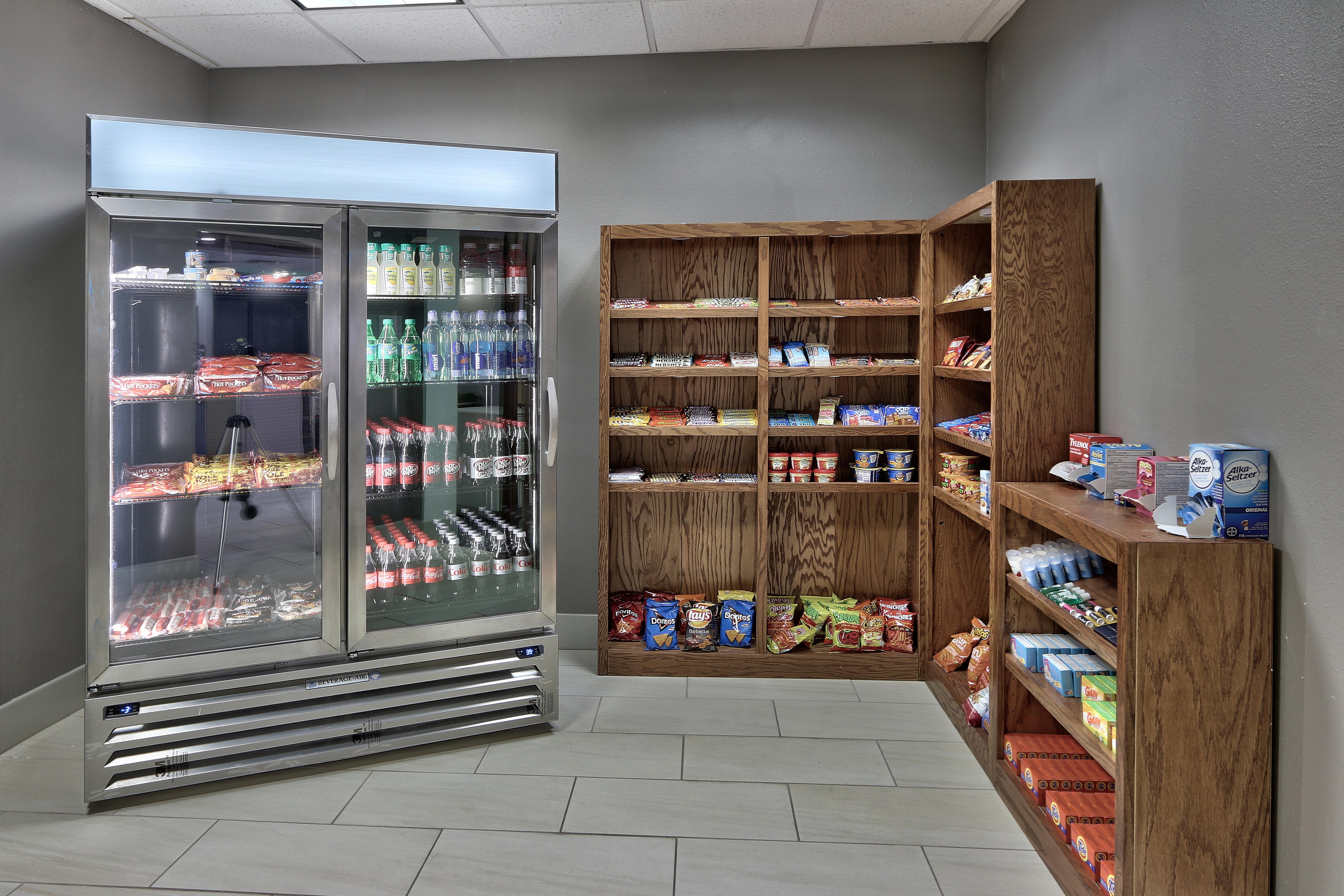 Holiday Inn Express & Suites Portales By Ihg Exteriör bild