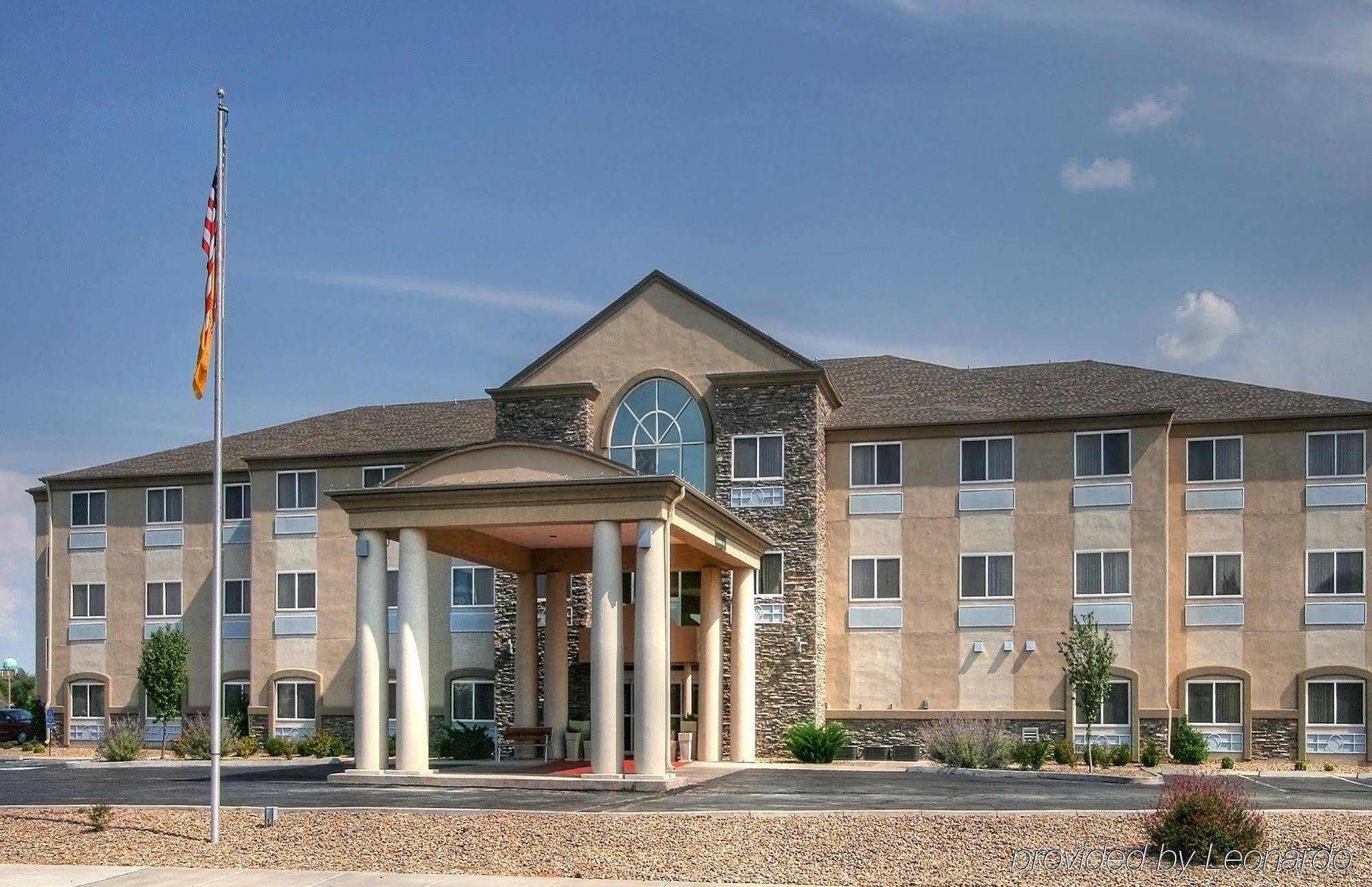 Holiday Inn Express & Suites Portales By Ihg Exteriör bild
