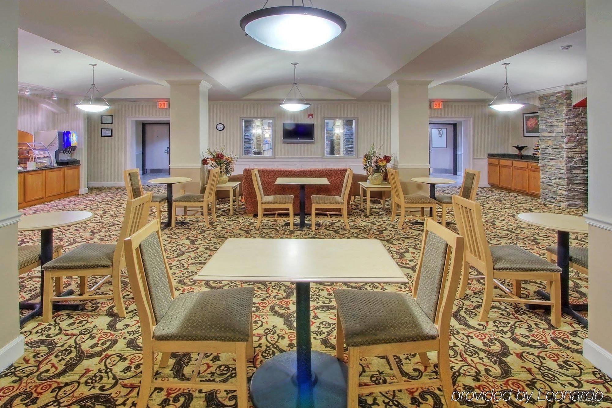 Holiday Inn Express & Suites Portales By Ihg Exteriör bild