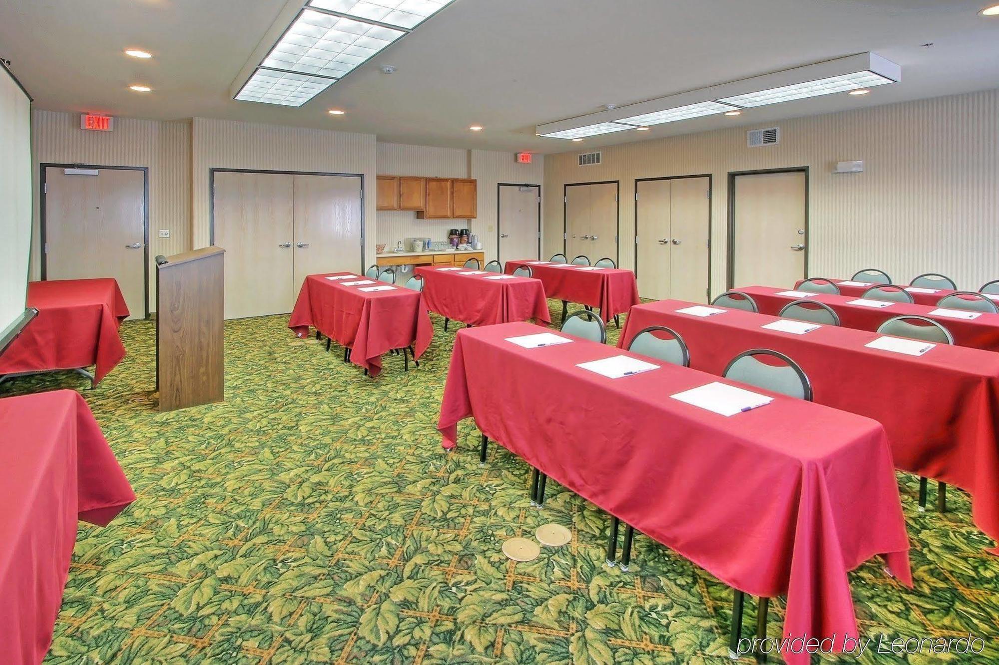 Holiday Inn Express & Suites Portales By Ihg Exteriör bild